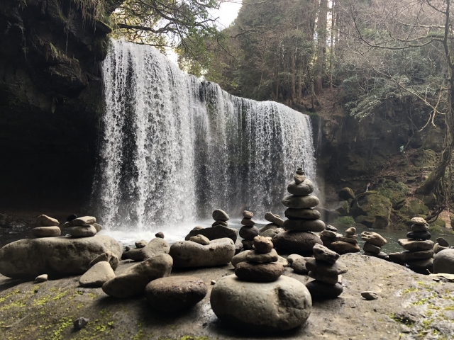 熊本県の風景：鍋ヶ滝
